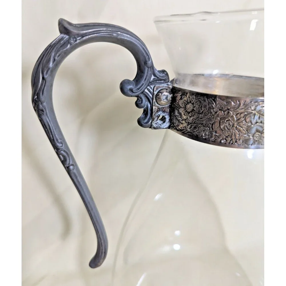 Vintage Pyrex Chill it Pitcher Sheraton Silver